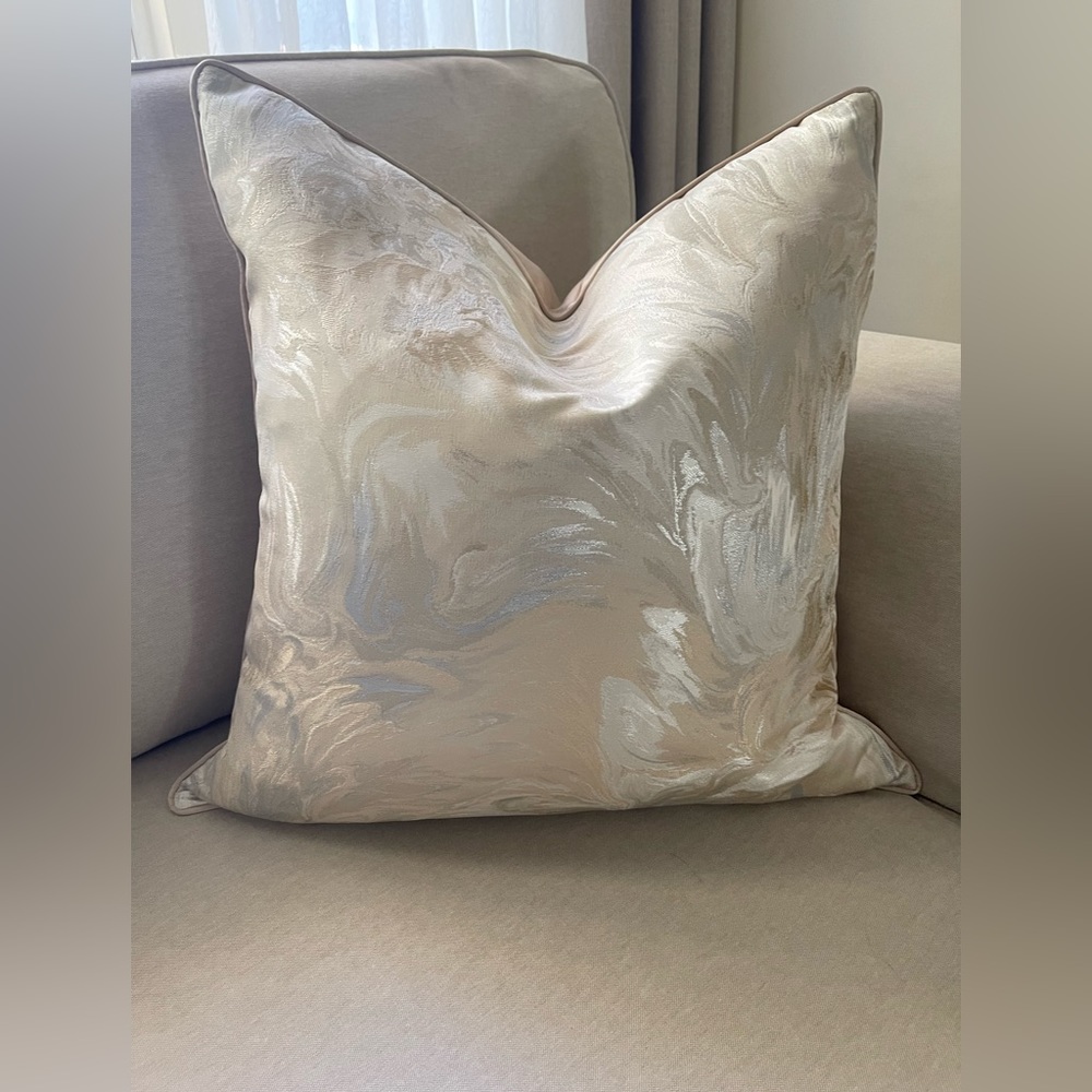 - luxury Champagne and  sliver waves glam pillow.          Size 22 x22 inches - Picture 9 of 11